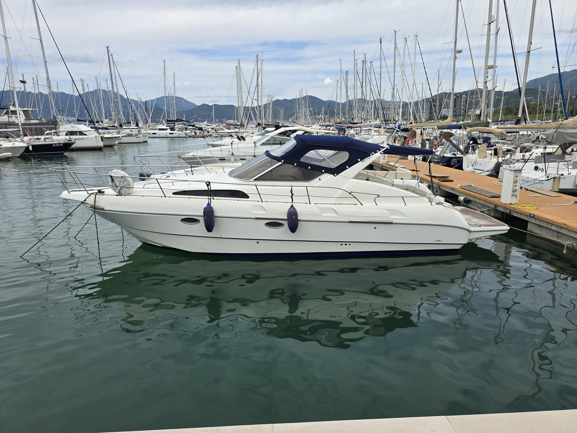 1999 Rio Yachts 950 cruiser