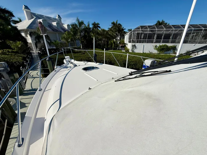  Yacht Photos Pics 2008 Tiara Yachts 3500 Sovran on a sunny dock.