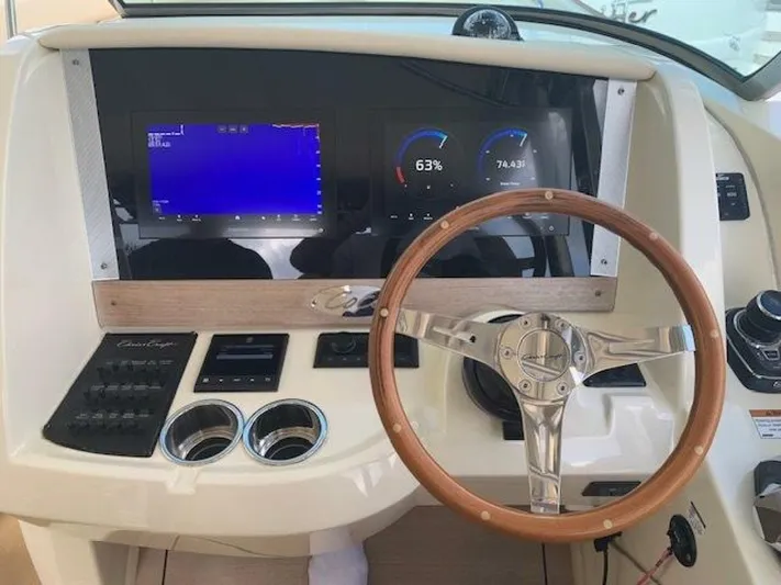  Yacht Photos Pics 2021 Chris-craft Calypso 30 - Image 9