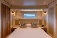 DOUBLE CABIN
