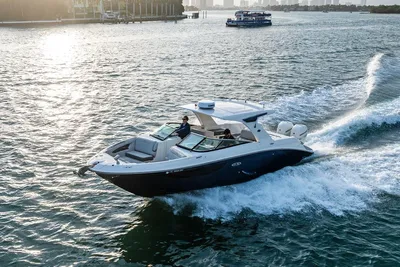 Sea Ray 350 SLX OB
