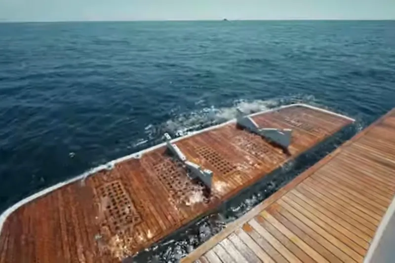  Yacht Photos Pics 2013 Prestige 550 S yacht with wooden deck on open sea.