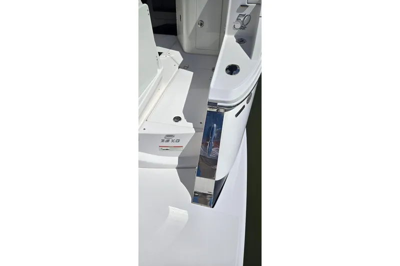  Yacht Photos Pics 2021 Regal 36 XO boat deck, showcasing sleek design and modern features.