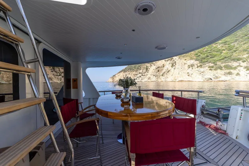  Yacht Photos Pics Moonen 85