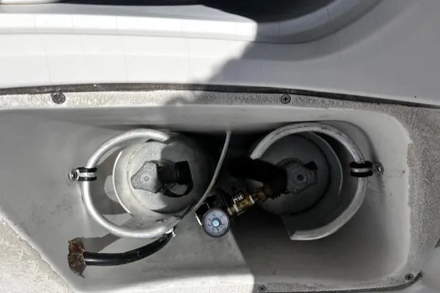 Quest Yacht Photos Pics 