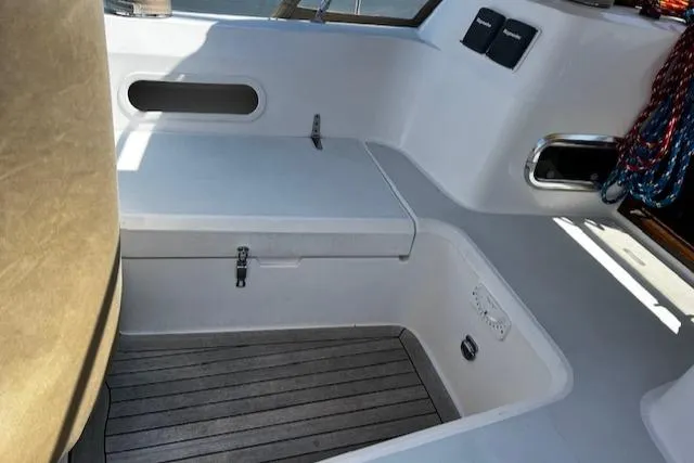 Quest Yacht Photos Pics 