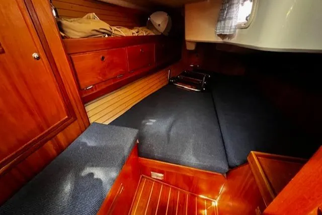 Quest Yacht Photos Pics 