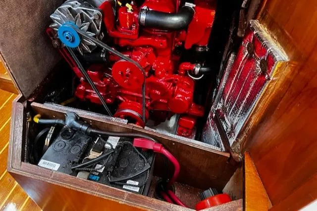 Quest Yacht Photos Pics 