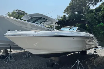 Sea Ray SPX 230 Outboard