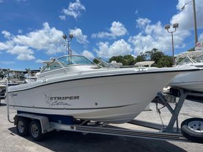 Seaswirl Striper 2101 Dual Console OB