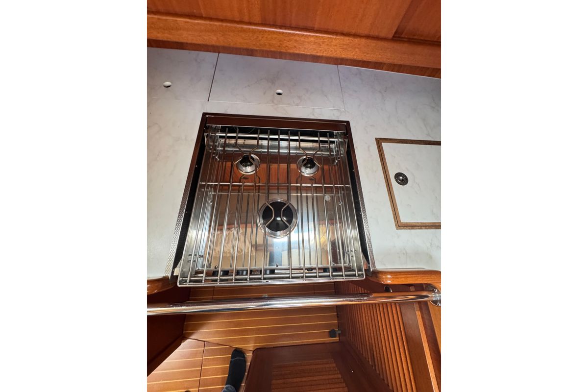 2003 Hallberg-Rassy 48 