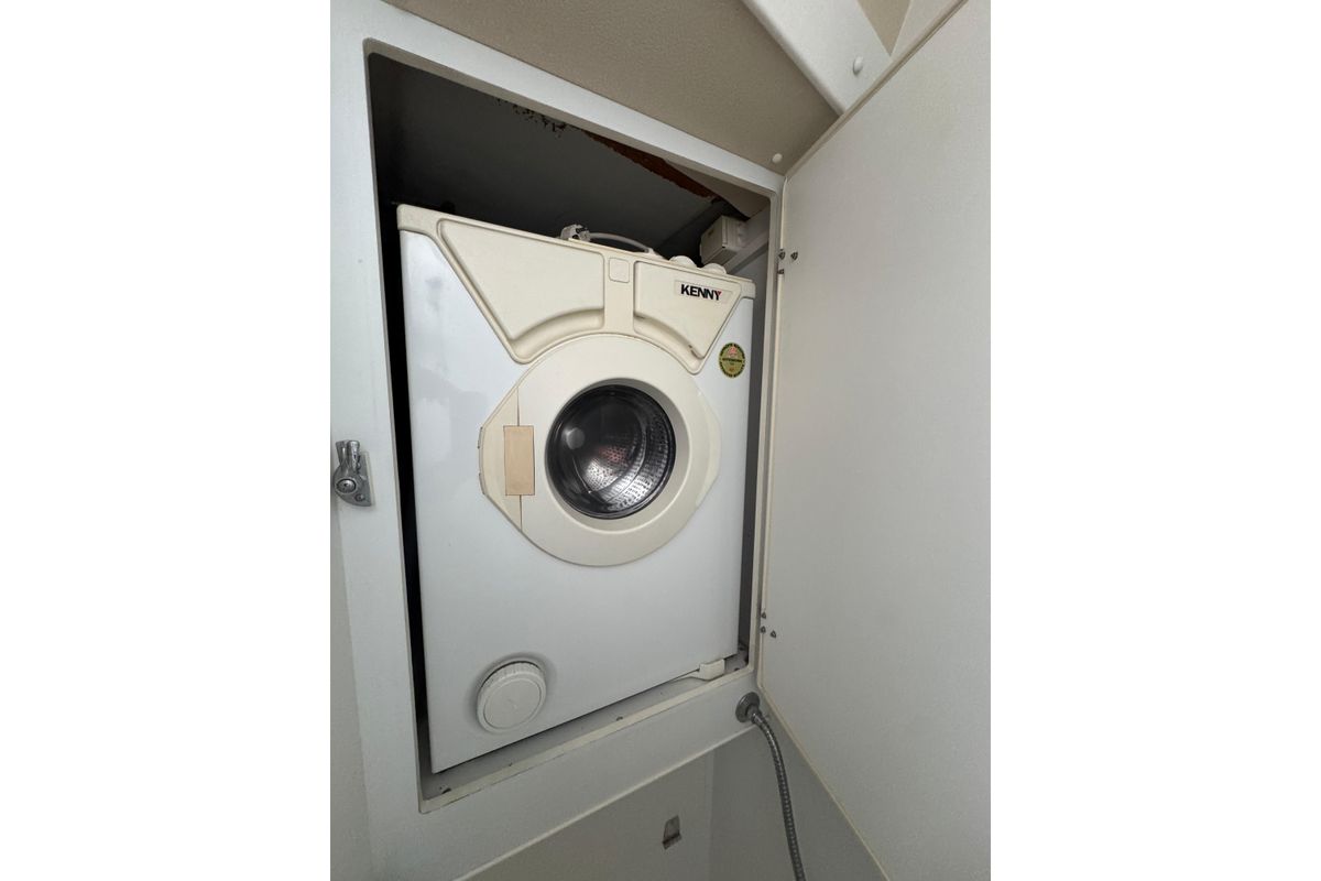 2003 Hallberg-Rassy 48 