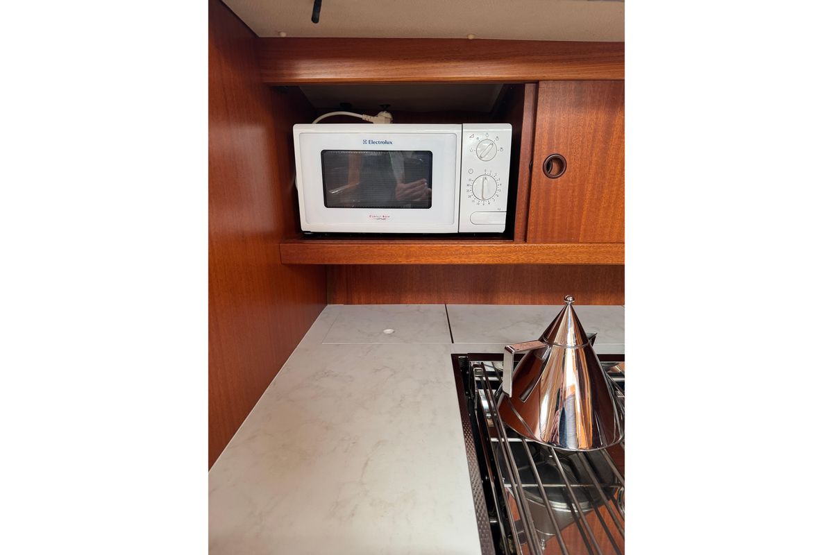 2003 Hallberg-Rassy 48 