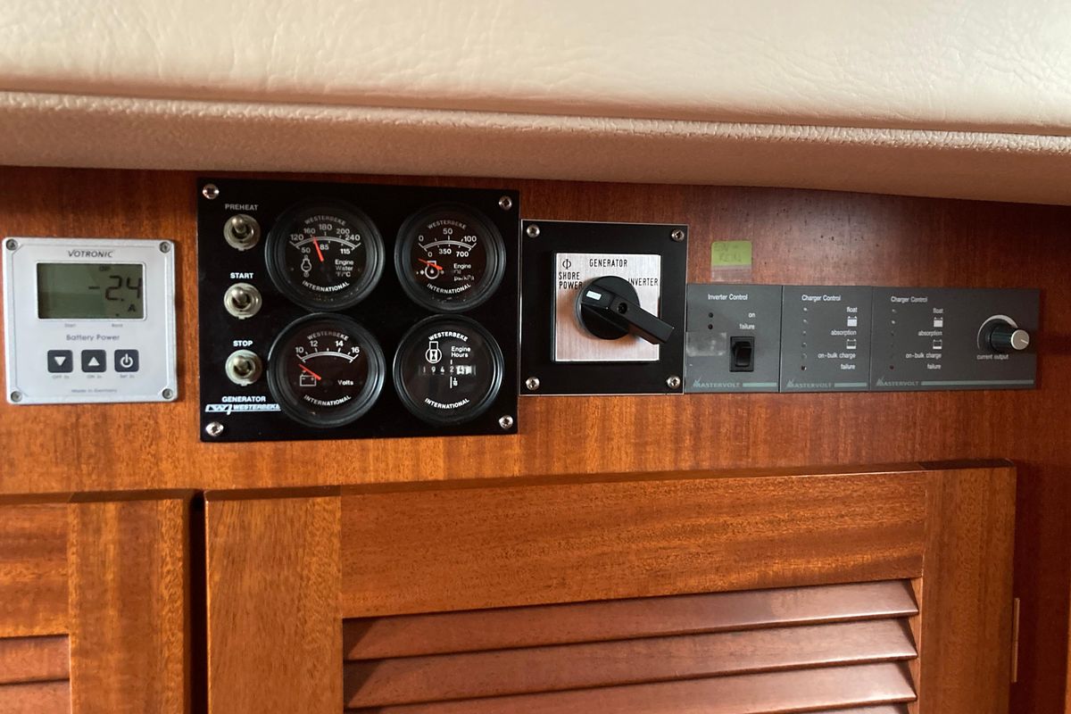 2003 Hallberg-Rassy 48 