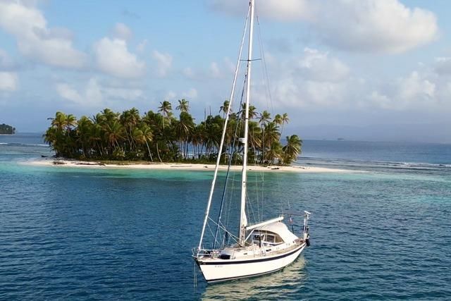 2003 Hallberg-Rassy 48 