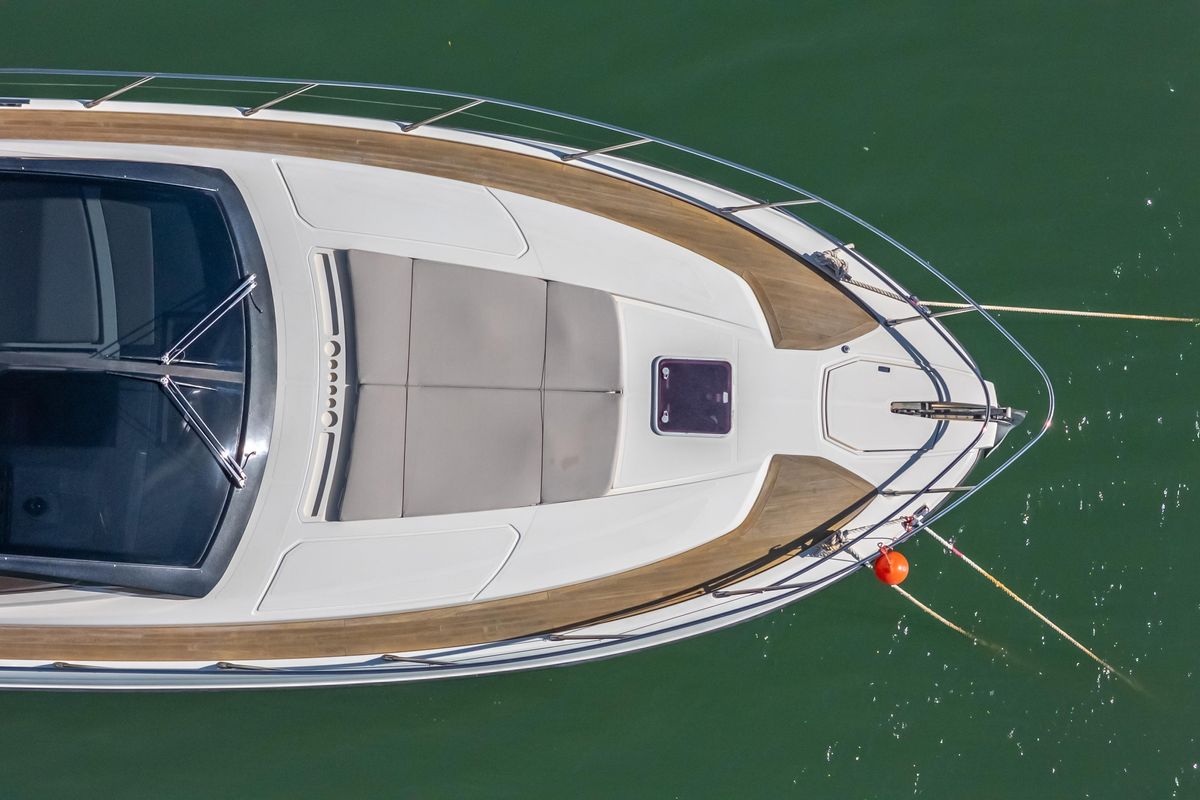 2011 Azimut 52 