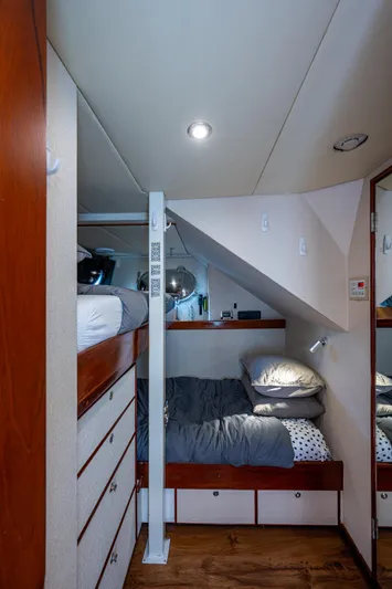 Wire We Here Yacht Photos Pics 