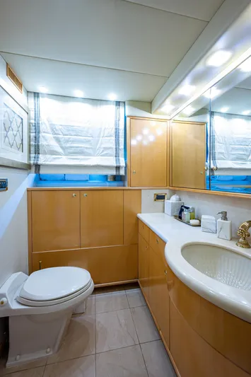 Wire We Here Yacht Photos Pics 