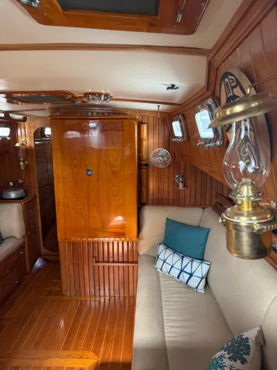 Avalon Yacht Photos Pics 