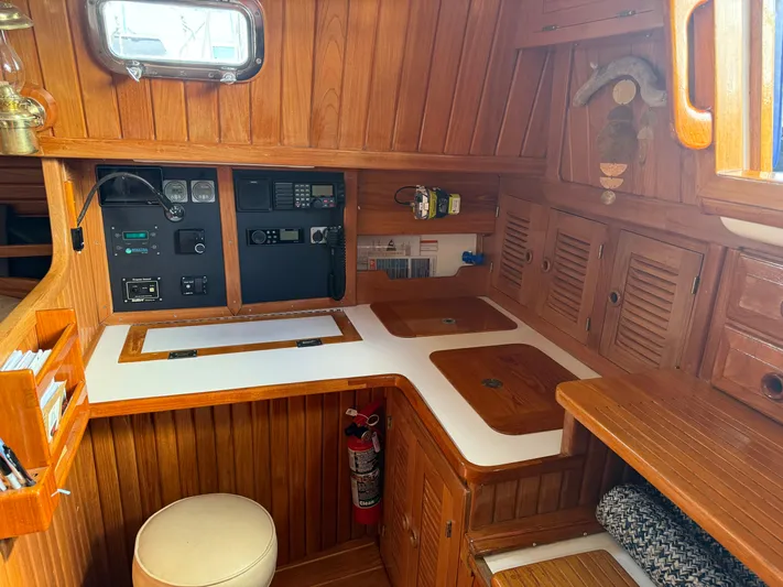 Avalon Yacht Photos Pics 