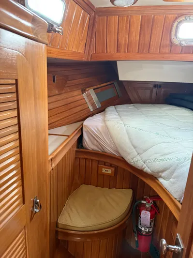 Avalon Yacht Photos Pics 