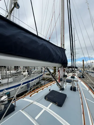 Avalon Yacht Photos Pics 