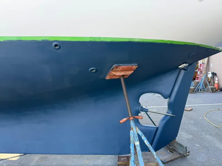 Avalon Yacht Photos Pics 