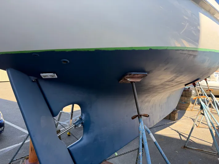 Avalon Yacht Photos Pics 