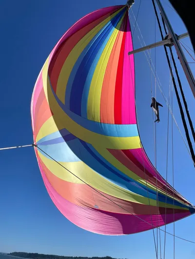 Avalon Yacht Photos Pics 