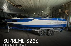 2017 Supreme S226