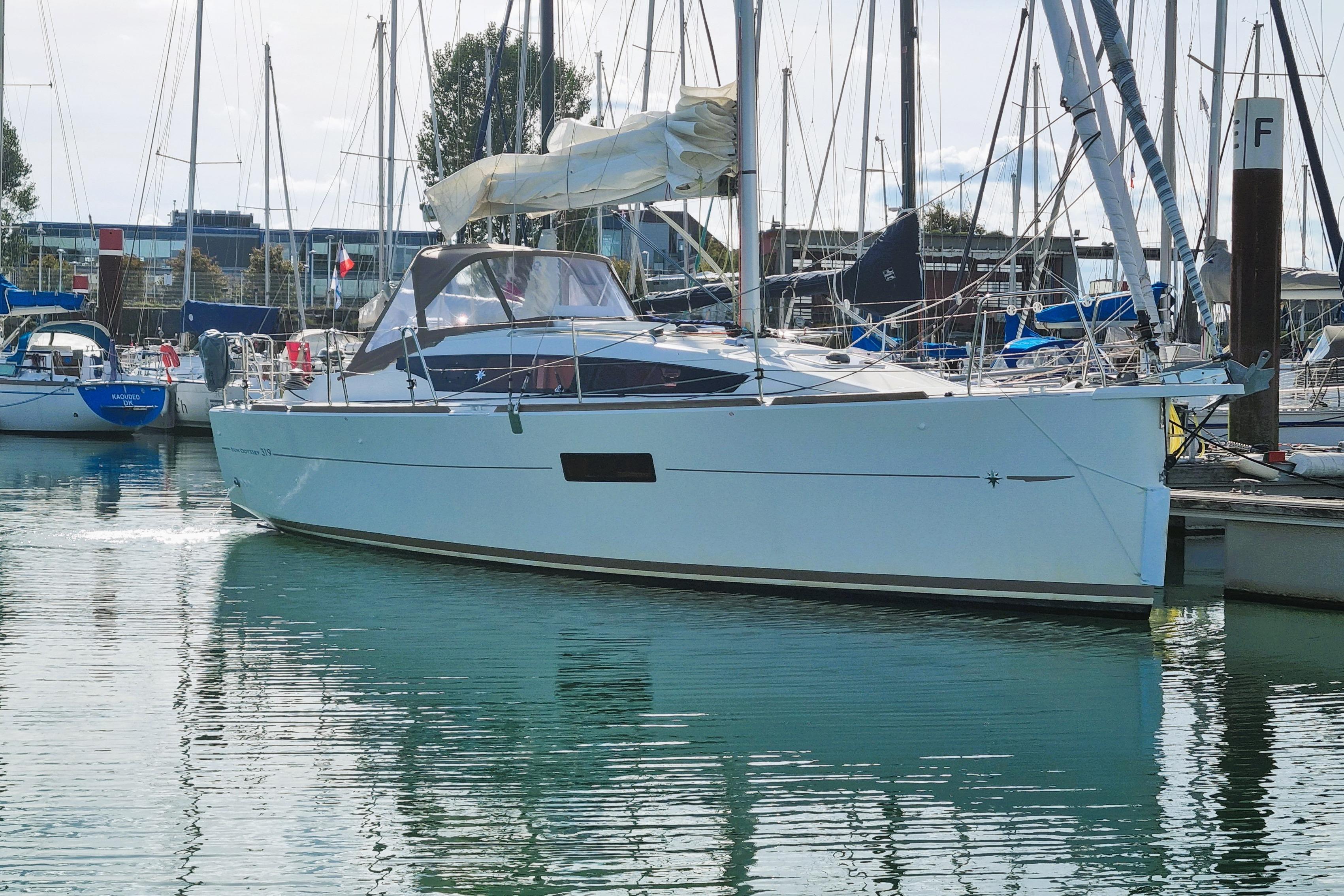 2019 Jeanneau Sun Odyssey 319
