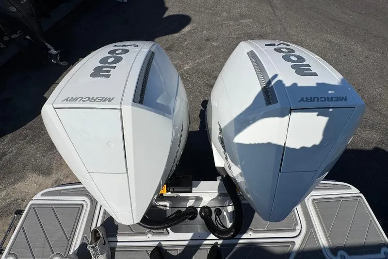  Yacht Photos Pics Twin Mercury outboard engines on a 2026 Monterey Elite 30 OB boat.