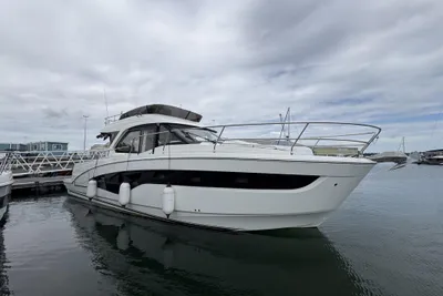 2025 Beneteau Antares 12 Fly