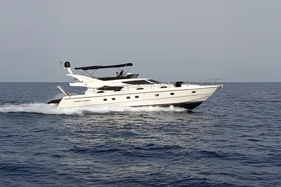 Ferretti Yachts 620