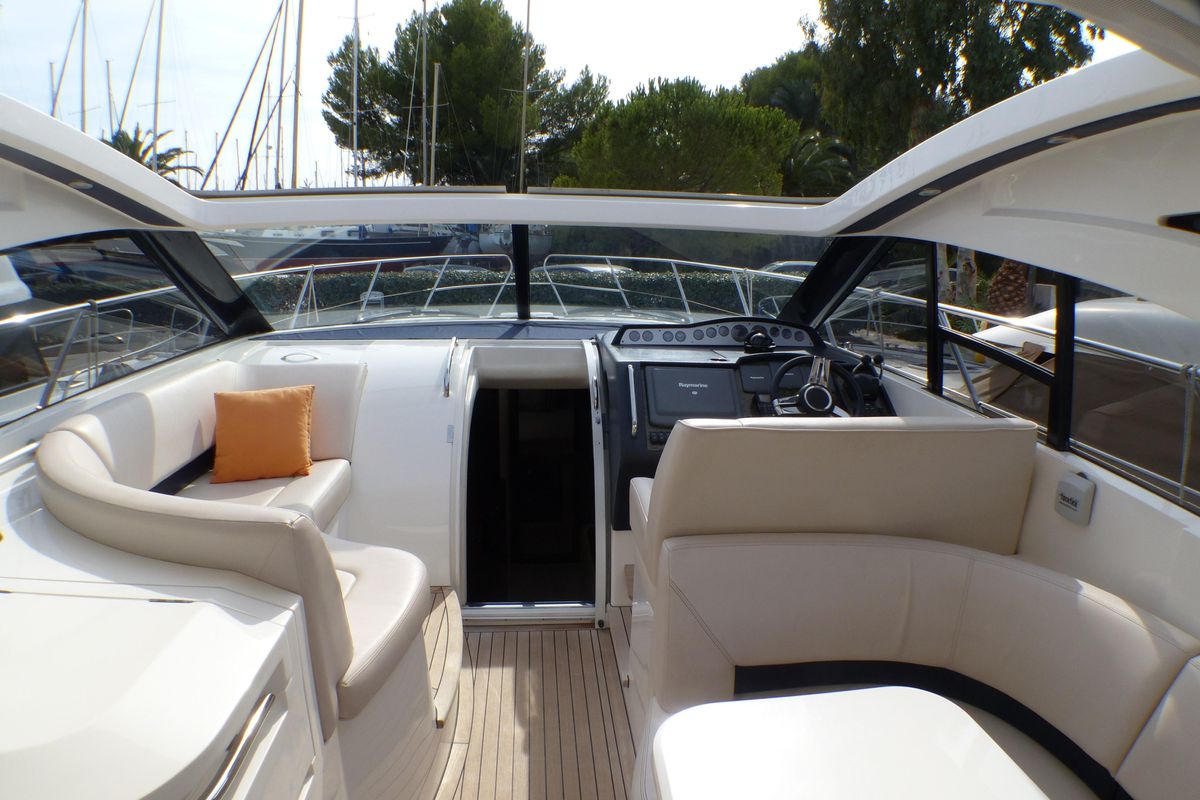 2008 Princess 47 