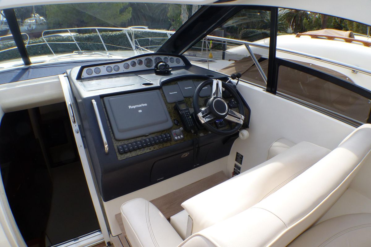 2008 Princess 47 