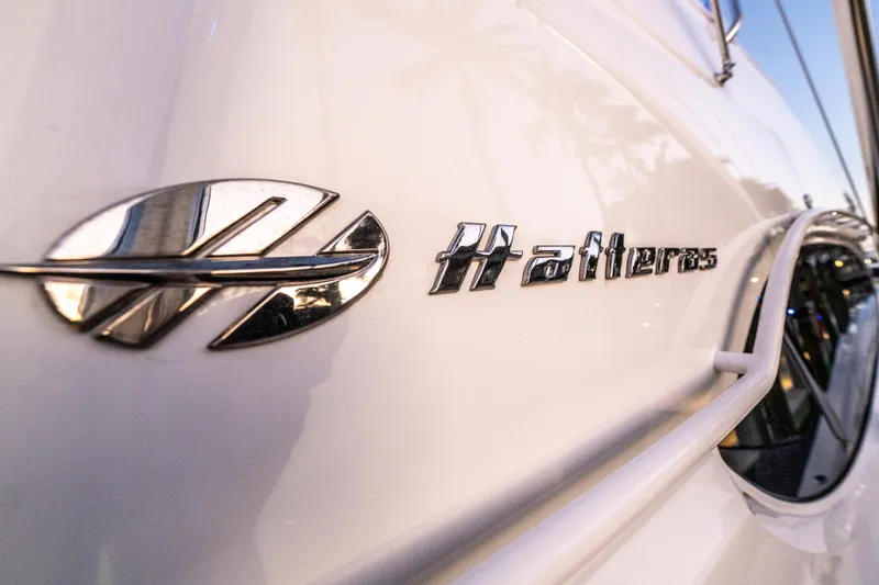 Cast Away Yacht Photos Pics 