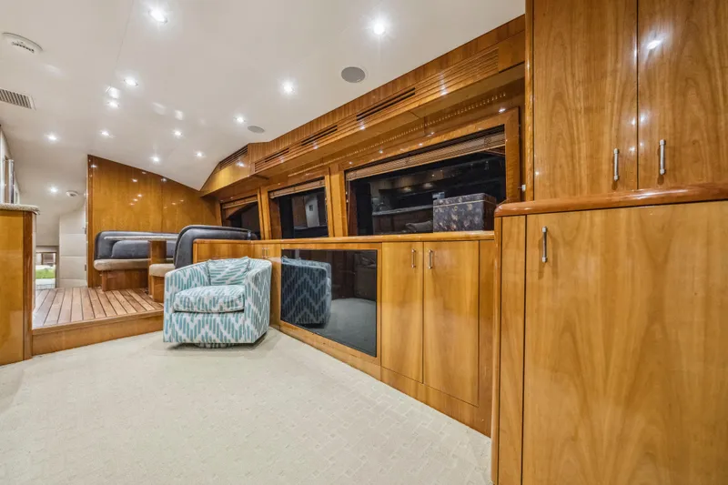 Cast Away Yacht Photos Pics 