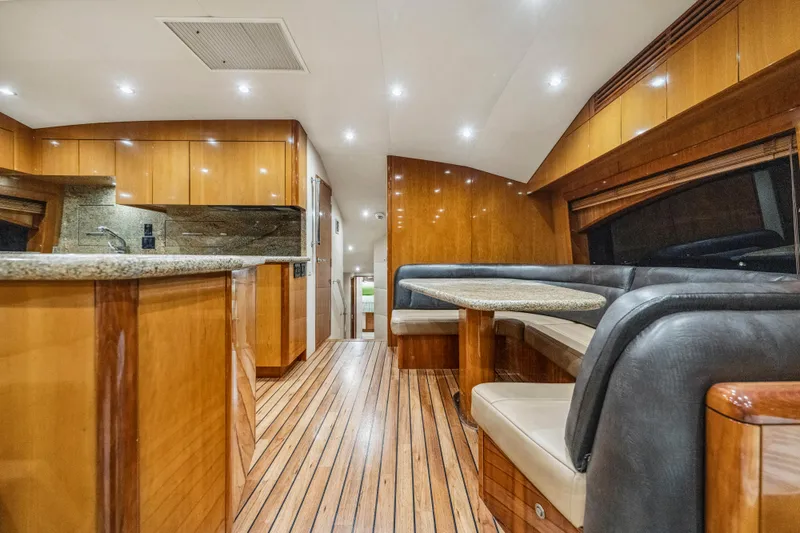 Cast Away Yacht Photos Pics 