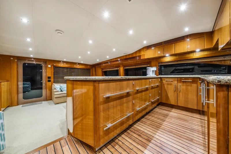 Cast Away Yacht Photos Pics 