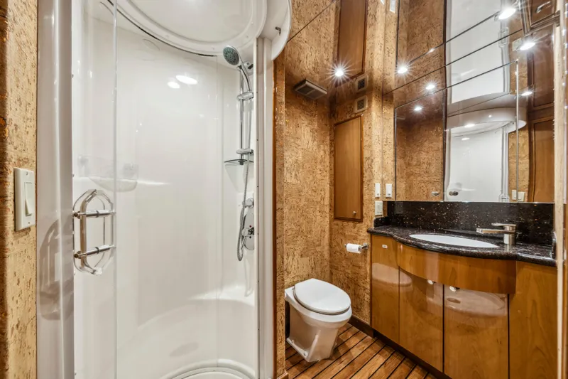 Cast Away Yacht Photos Pics 