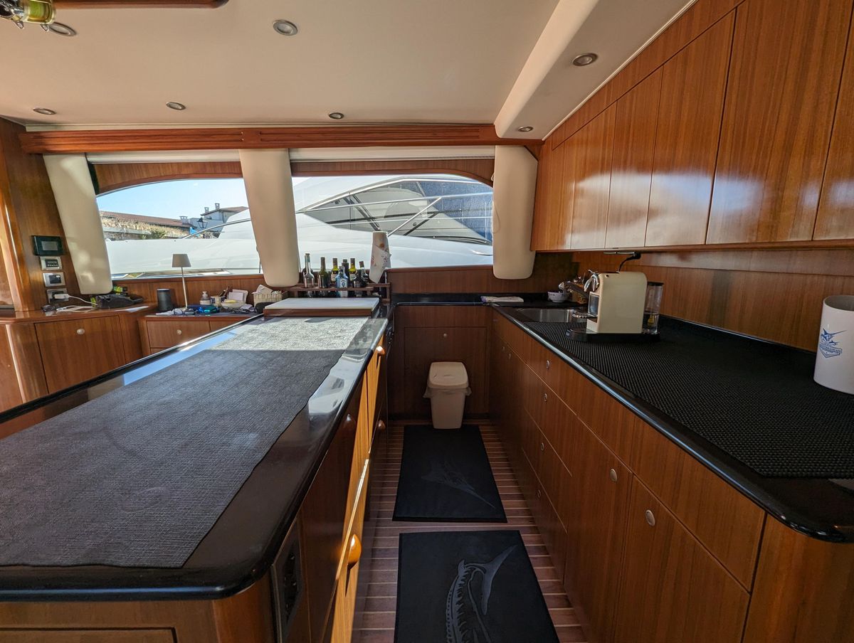 2008 Viking 55 