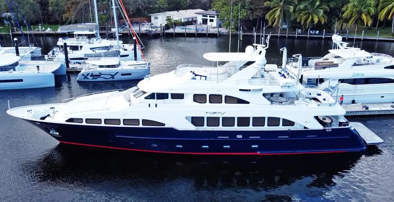 Fortis @ Cruising To Progreso México Yacht Photos Pics 