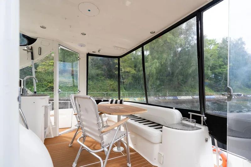 Dancing Bare Yacht Photos Pics 