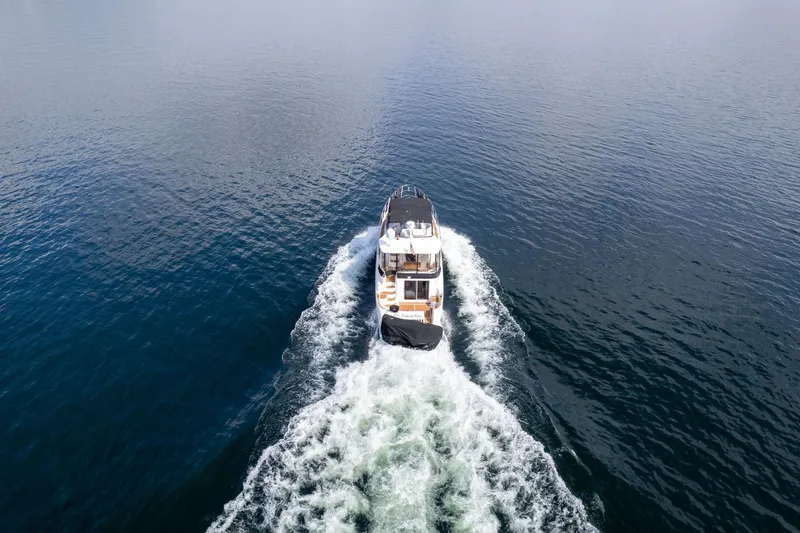 Dancing Bare Yacht Photos Pics 