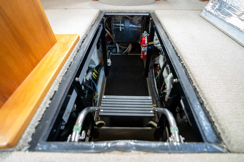 Dancing Bare Yacht Photos Pics 