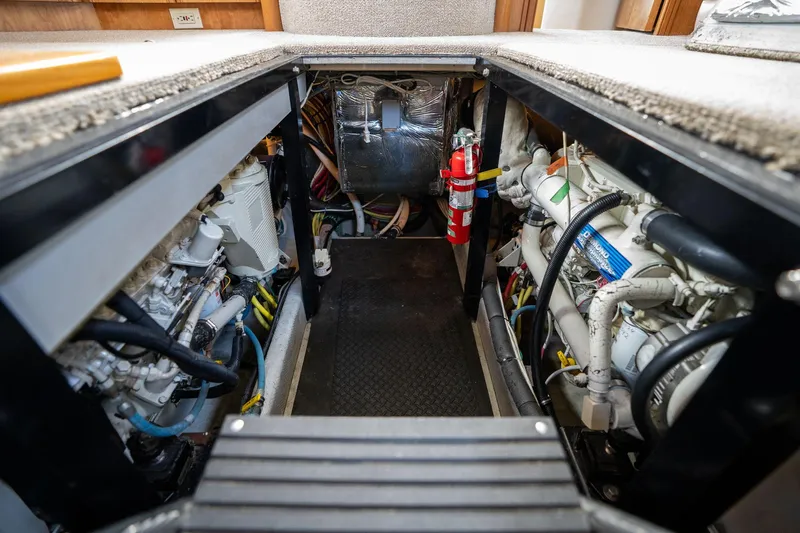 Dancing Bare Yacht Photos Pics 