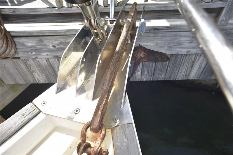  Yacht Photos Pics Anchor windlass of 2002 Beneteau Oceanis 473 at dock.