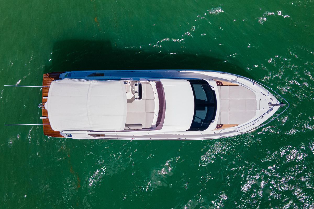 2022 Ferretti Yachts 50 