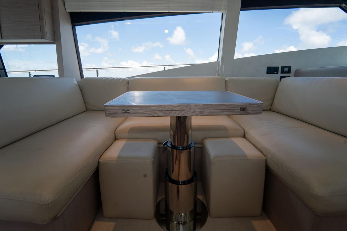 2022 Ferretti Yachts 50 